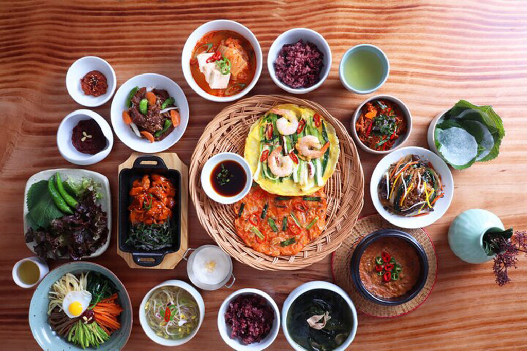 Seasonal Korean food "Han Sang" 계절음식 한상